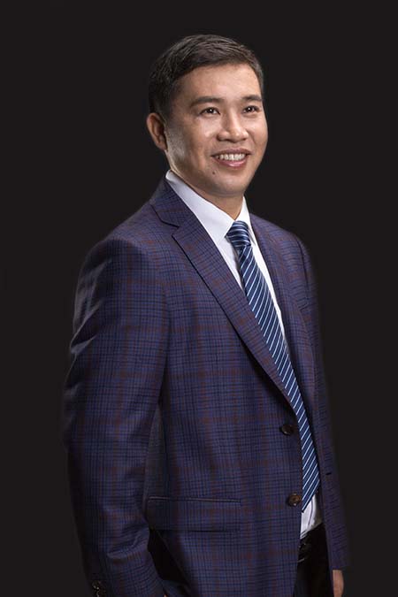 李万祥 
